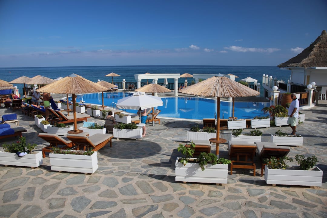 Pool Alexander Beach Hotel & Village Resort