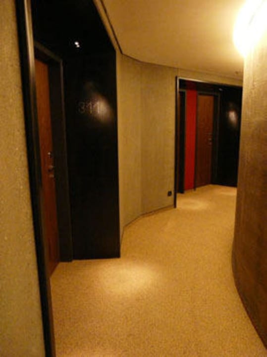 Flur Mövenpick Hotel Hamburg