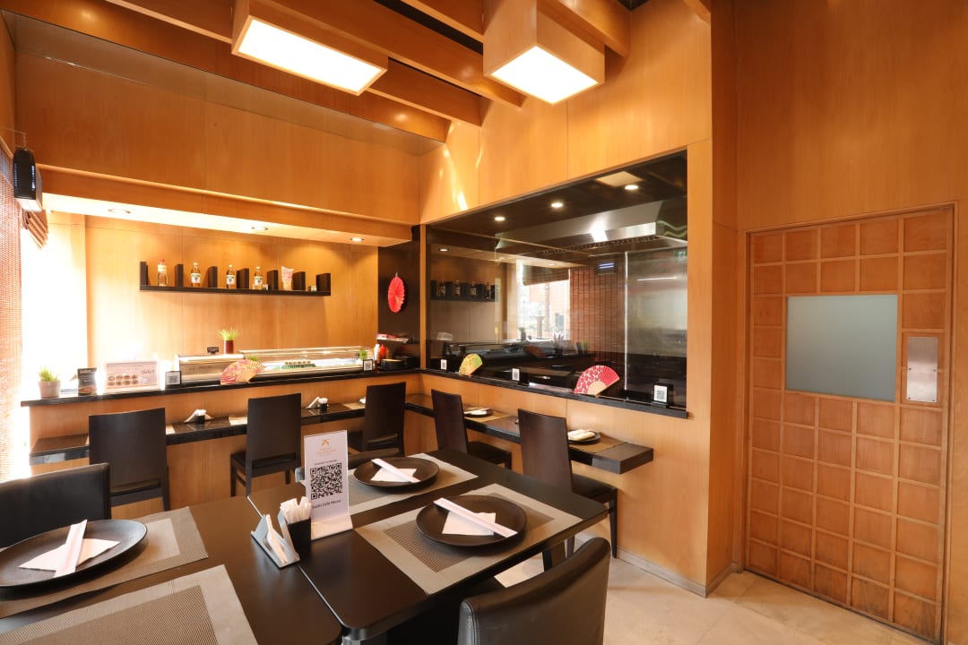 Gastro Two Seasons Hotel & Apartments