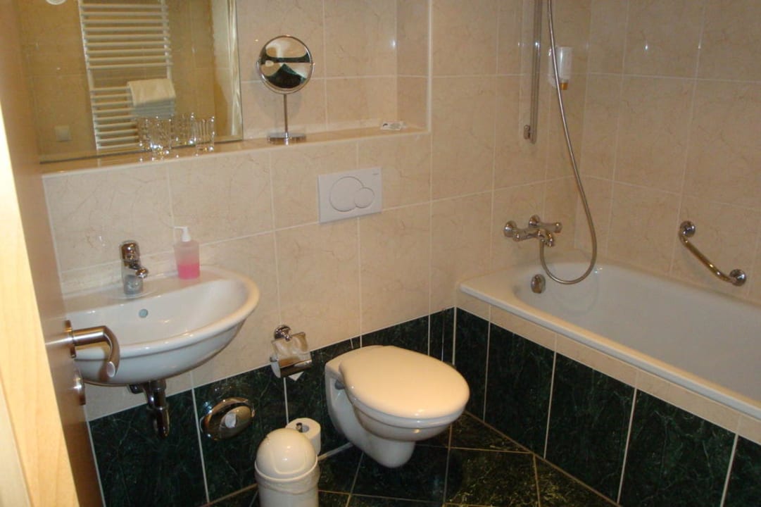 Bad/WC im Neubau Parkhotel Bad Schandau