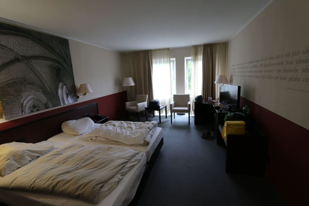 Blick ins Zimmer Augustiner Hotel