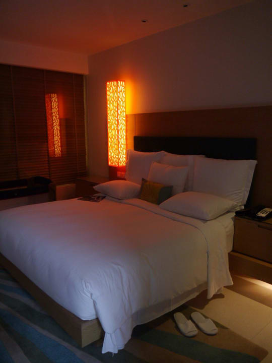 Zimmer Renaissance Phuket Resort & Spa