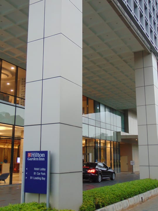 Außenansicht Hilton Garden Inn Jakarta Taman Palem