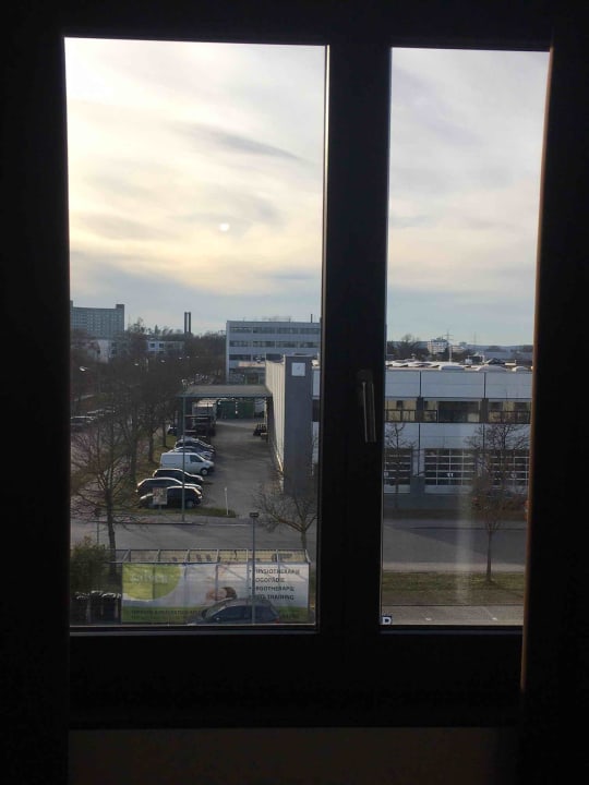 Ausblick B&B Hotel Augsburg-West