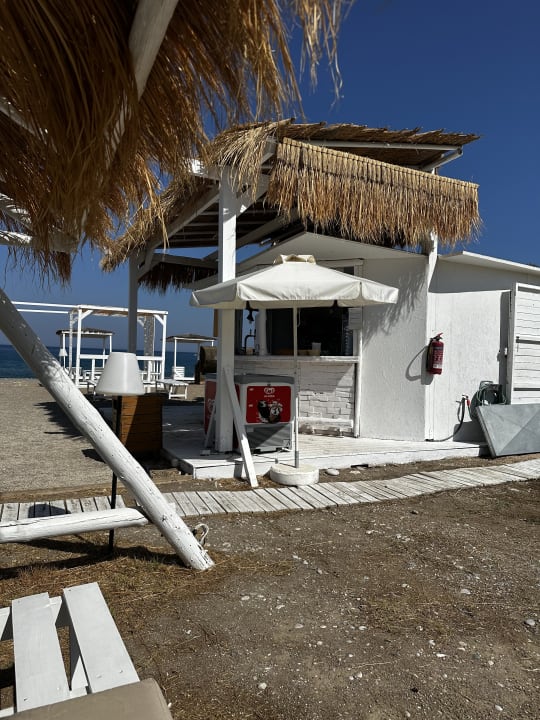 Strand Asterias Beach Resort