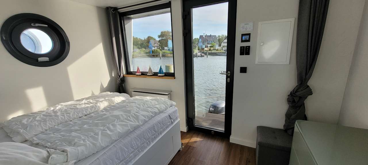 Zimmer Hausboote und Fewo Vieregge