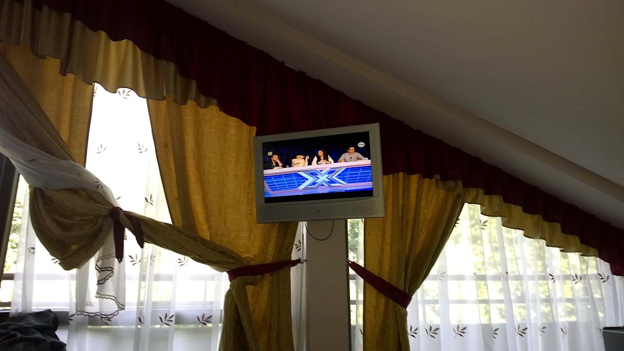 ....leider zu wenig ausländische TV-Programe Hotel Jaskólka