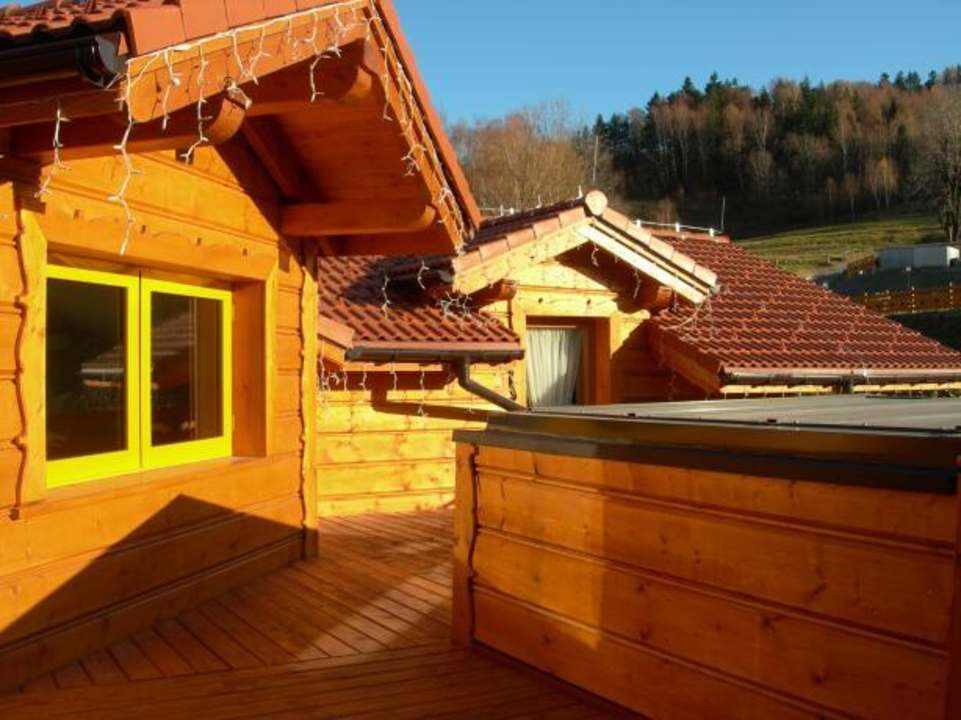 Balkon w drugim budynku Hotel Meta Resort & Vine SPA