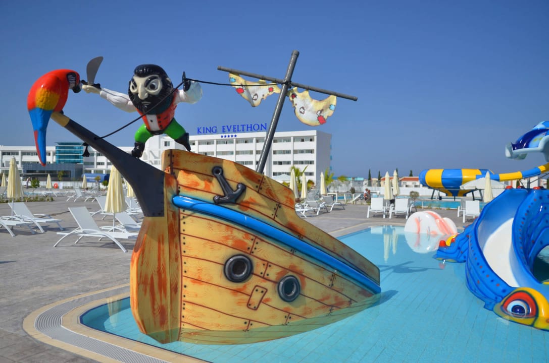 Aqua Splash Water Park King Evelthon Beach Hotel & Resort