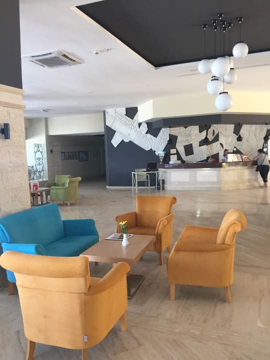 Lobby Aska Hotel Just in Beach