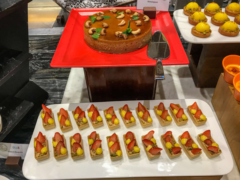 Gastro OBLU SELECT at Sangeli Island