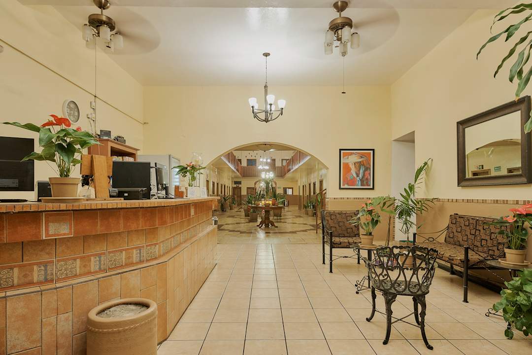 Lobby Hotel Cervantino