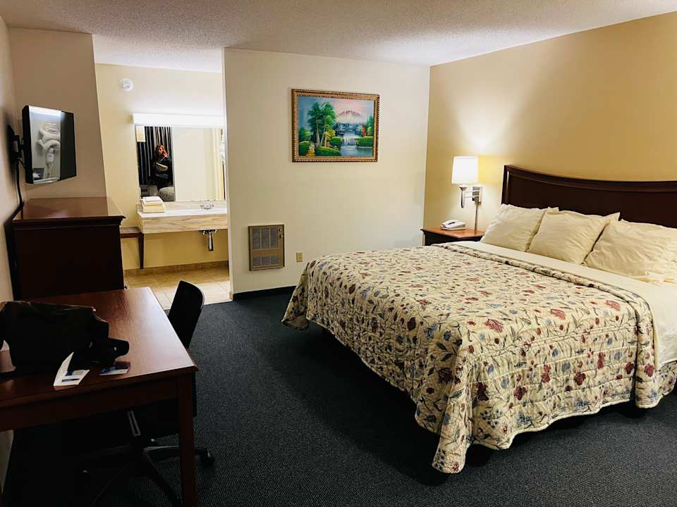 Zimmer High Seas Motel