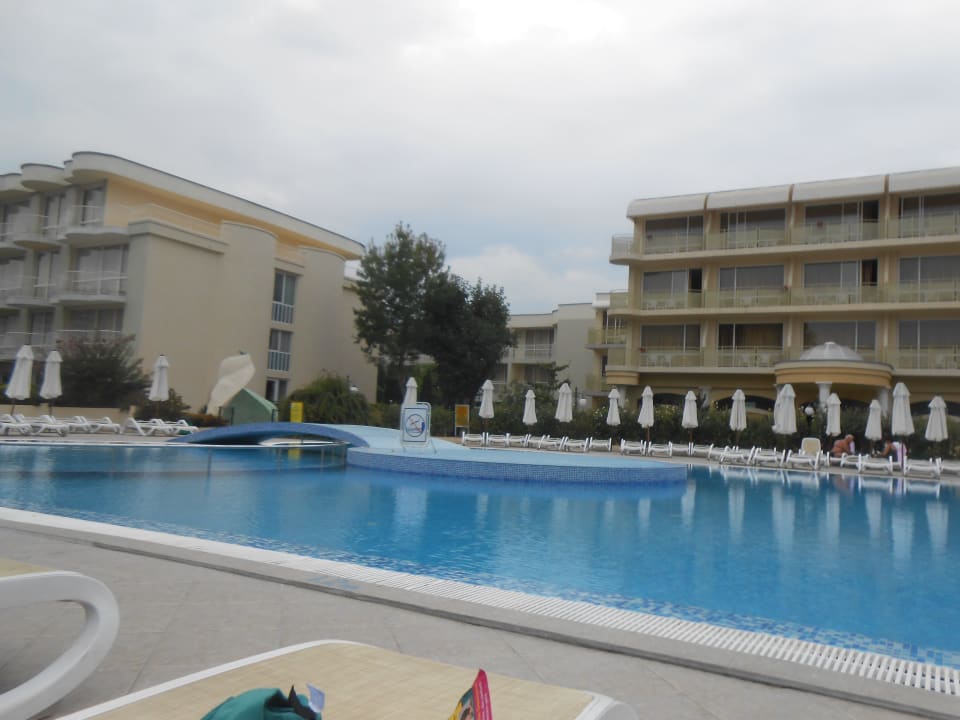 Am Pool DAS Club Hotel Sunny Beach