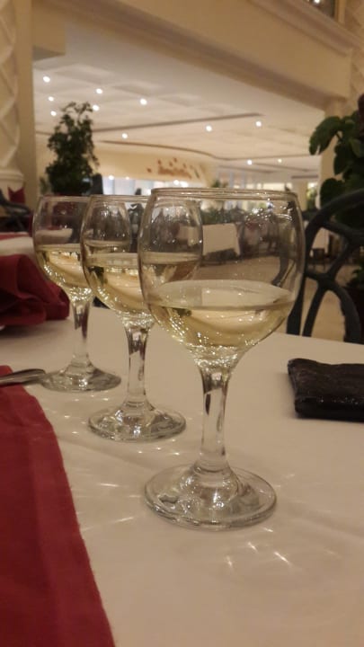 Вкусое вино! LABRANDA Royal Makadi