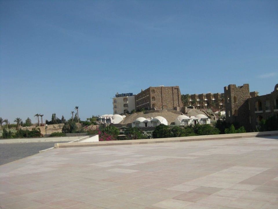 Wygląd zewnętrzny hotelu Brayka Bay Resort