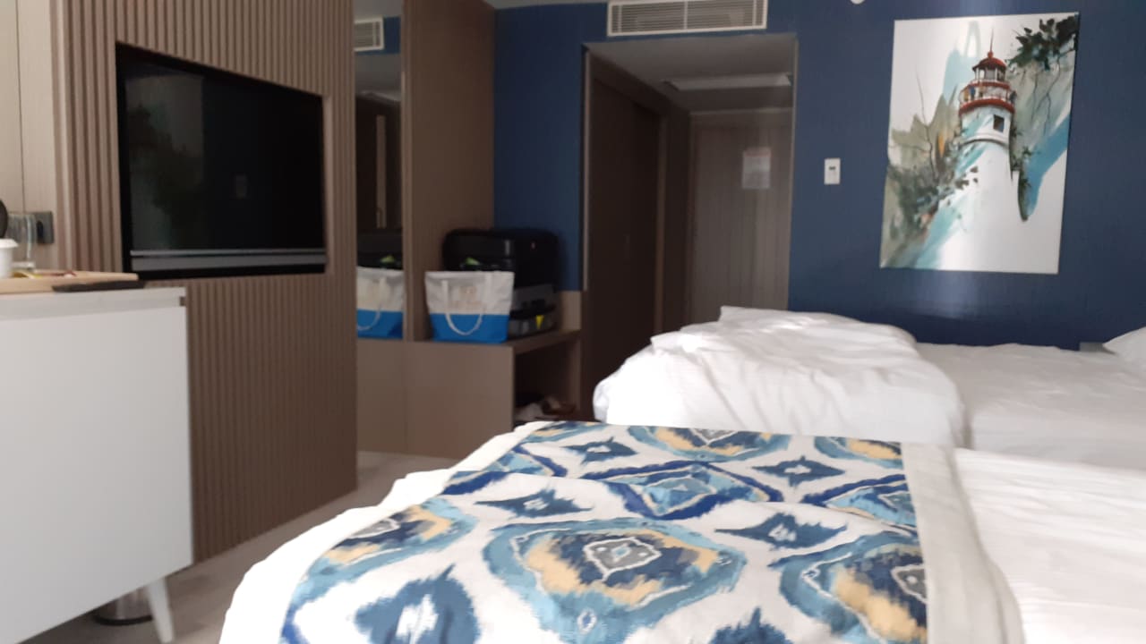 Zimmer Royal Wings Hotel