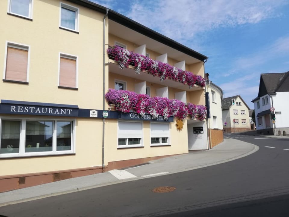 Außenansicht Hotel Restaurant Goldener Stern