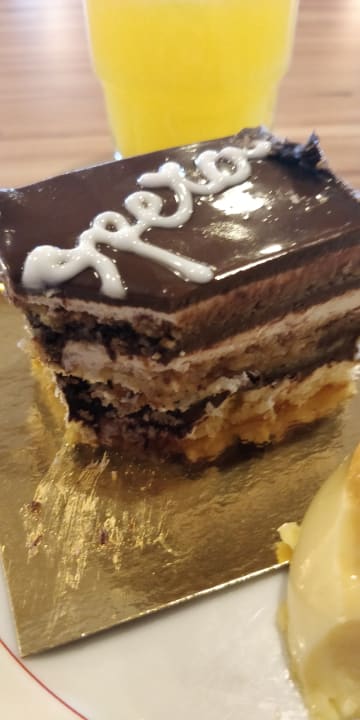 Gastro Limak Lara Deluxe Hotel & Resort