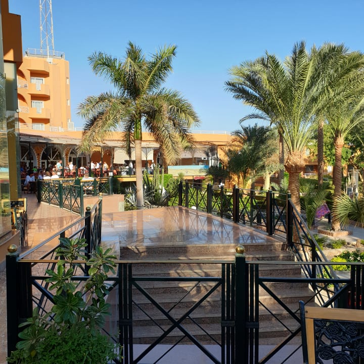 Gastro Golden Beach Resort