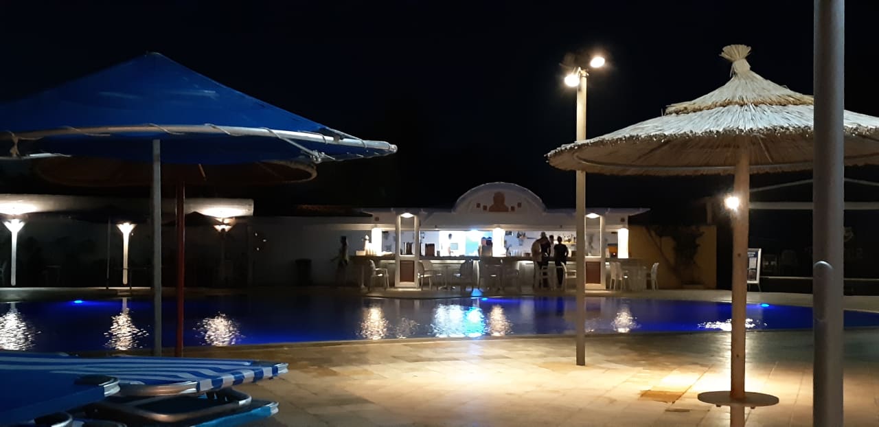 Pool Atlantis Hotel