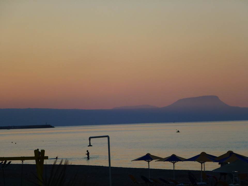 Sonnenuntergang beim Abendessen Dimitrios Village Beach Resort
