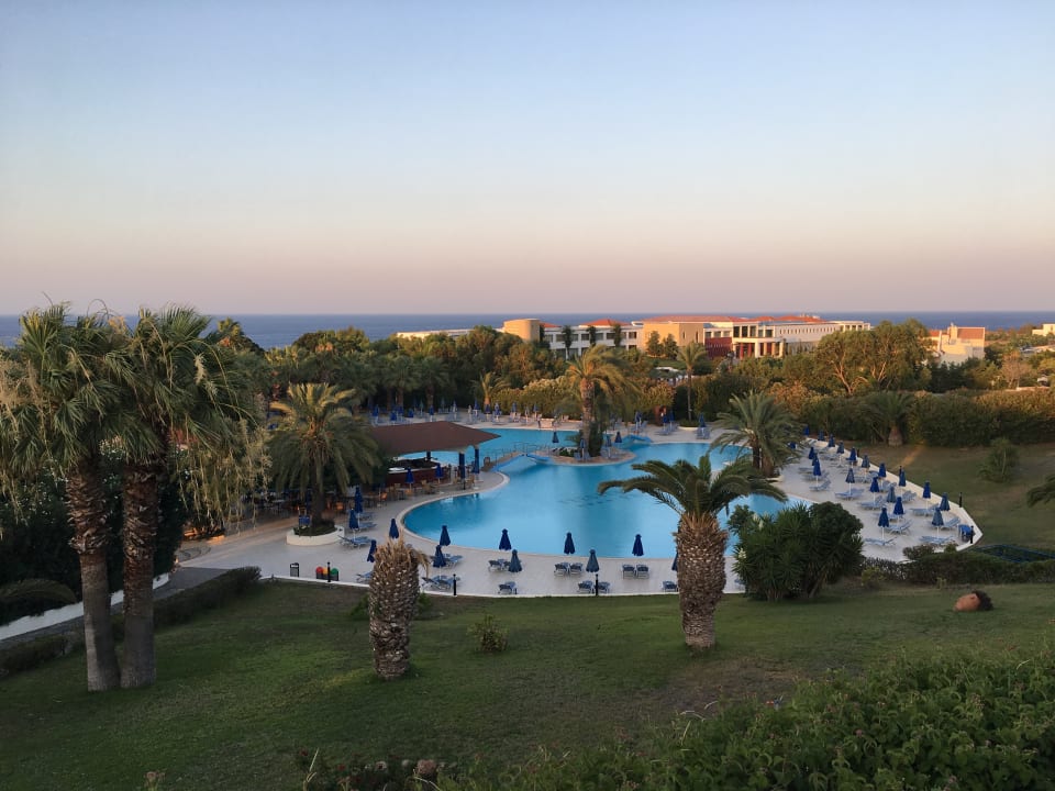 Pool Kresten Palace Hotel