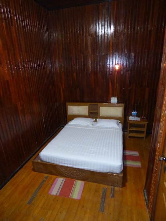 Zimmer Shwe Thazin Hotel Mrauk U