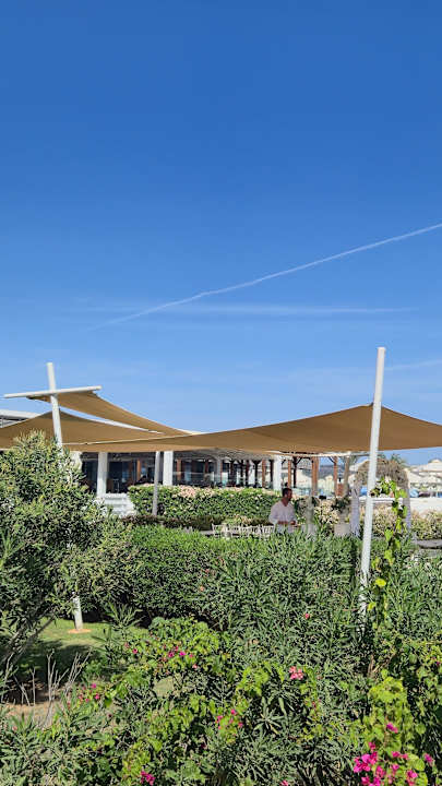 Außenansicht Asterias Beach