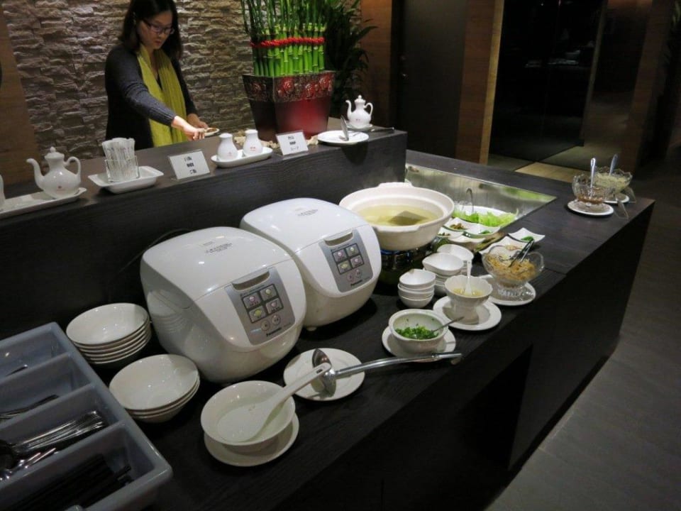 Frühstück Simple + Hotel