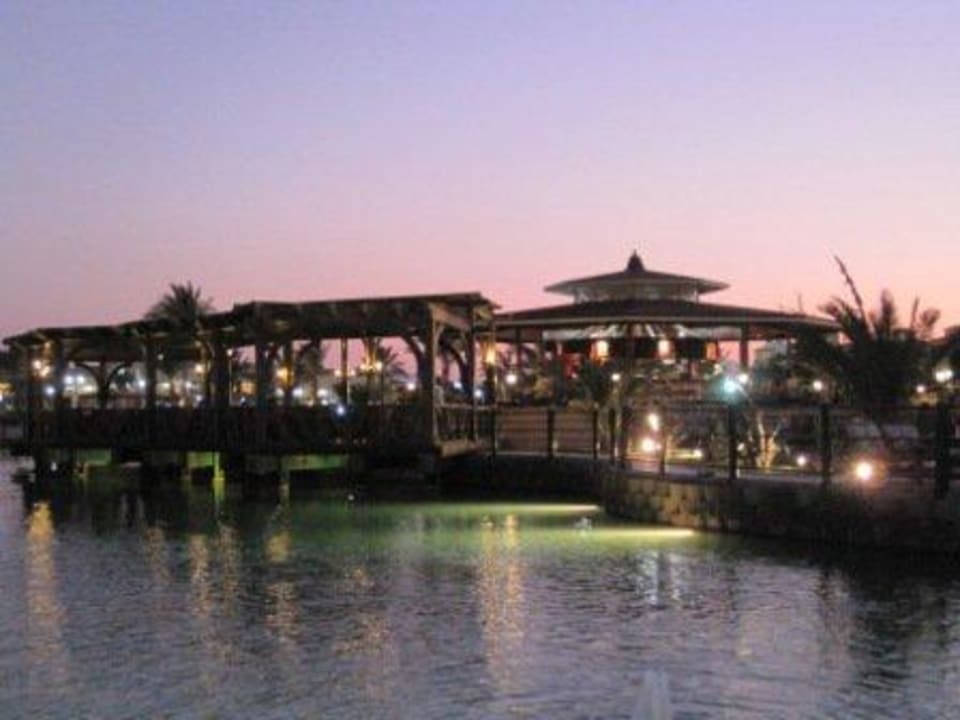 Sunset-Bar am Abend Pickalbatros Dana Beach Resort - Hurghada