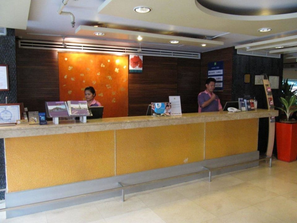 Rezeption All Seasons Bangkok Siam