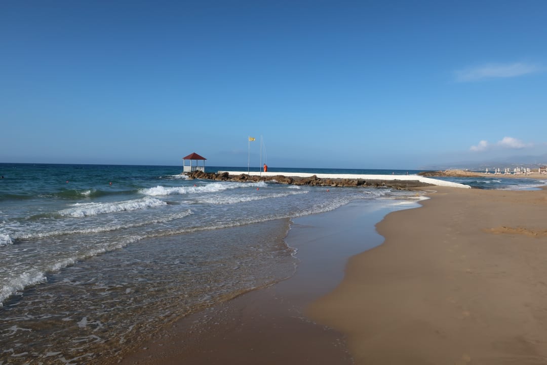 Strand Alexander Beach Hotel & Village Resort