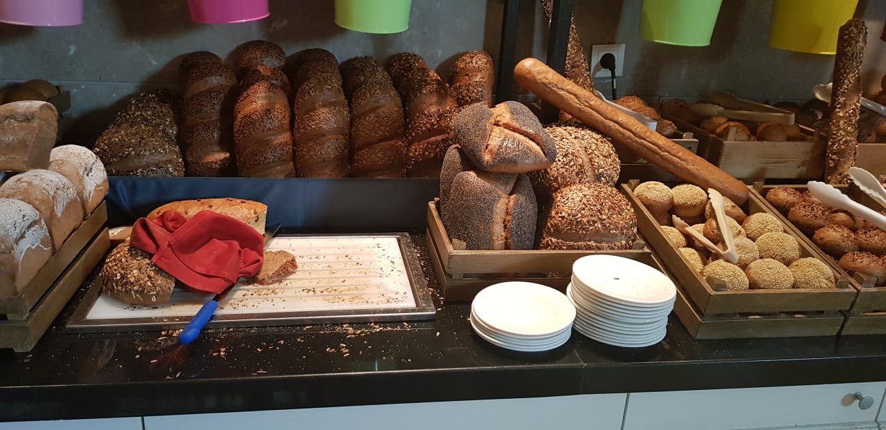 Gastro Well Palace Side