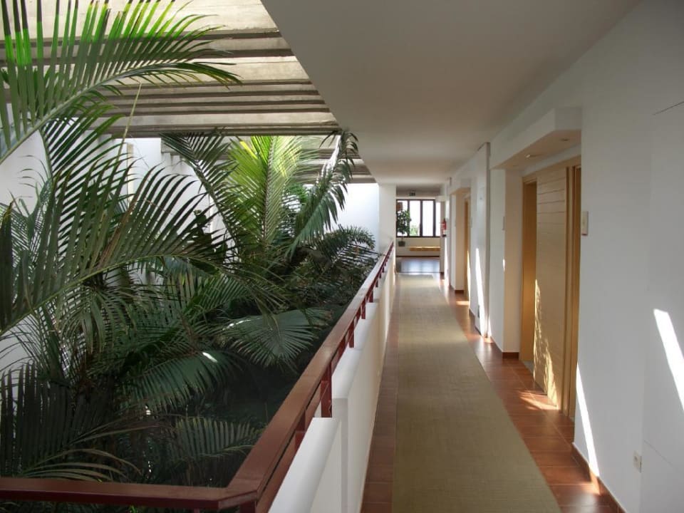 Weg zum Zimmer Hotel Costa Calero