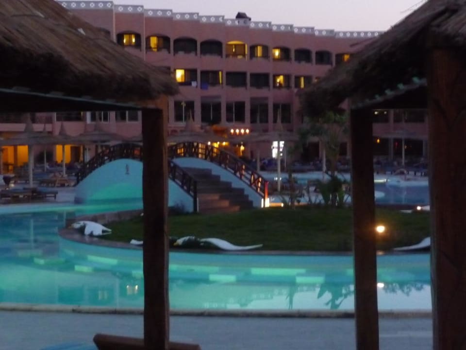 Abendstimmung Beach Albatros Resort