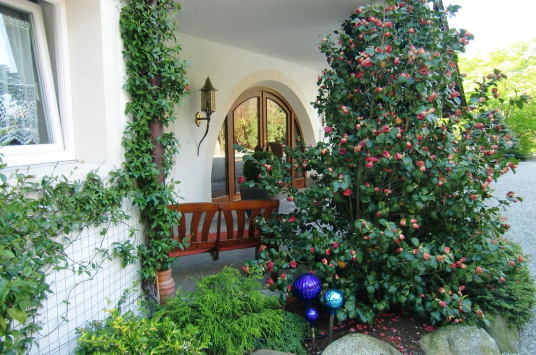 Hoteleingang Hotel Hofbrunn