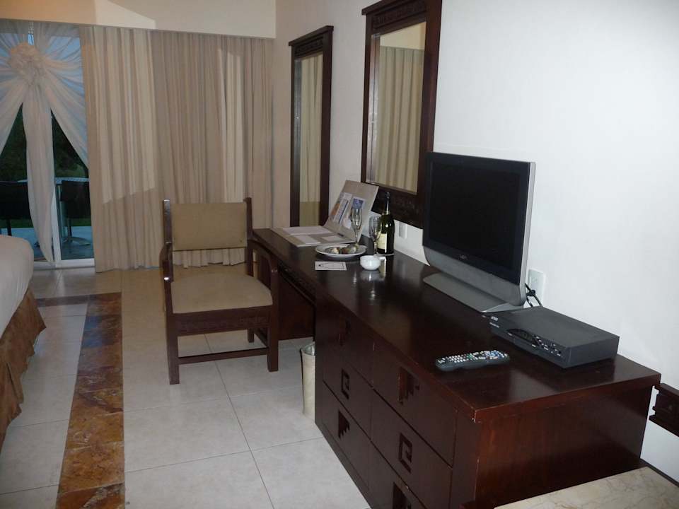 Zimmer BlueBay Grand Esmeralda
