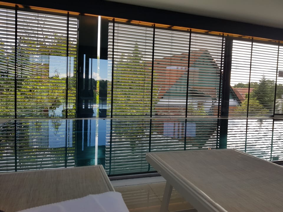 Pool Hotel Garni Colora