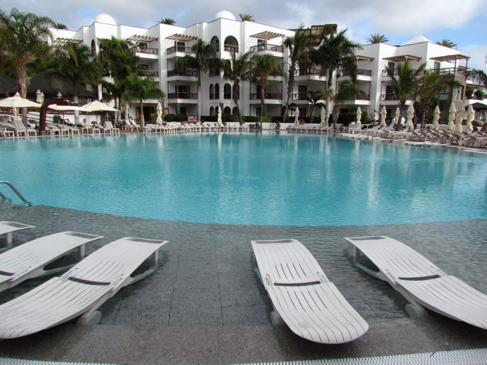 Pool Princesa Yaiza Suite Hotel Resort