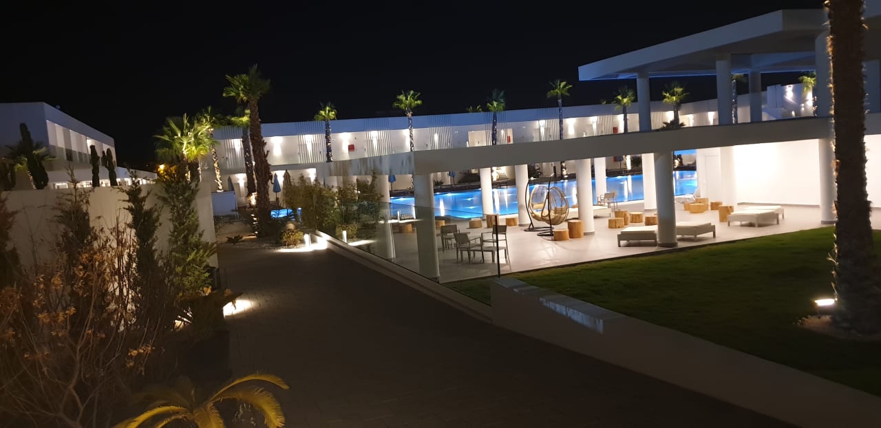 Pool White Dreams Resort & Anex