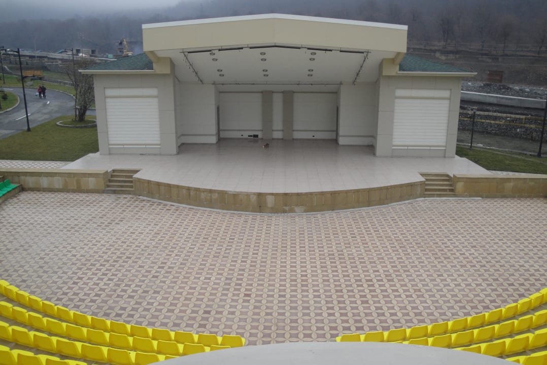 Amphitheater Qafqaz Resort Hotel