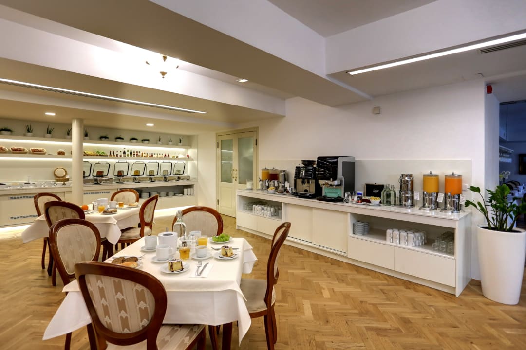 Gastro ASTORIA Hotel & Medical Spa, Karlovy Vary