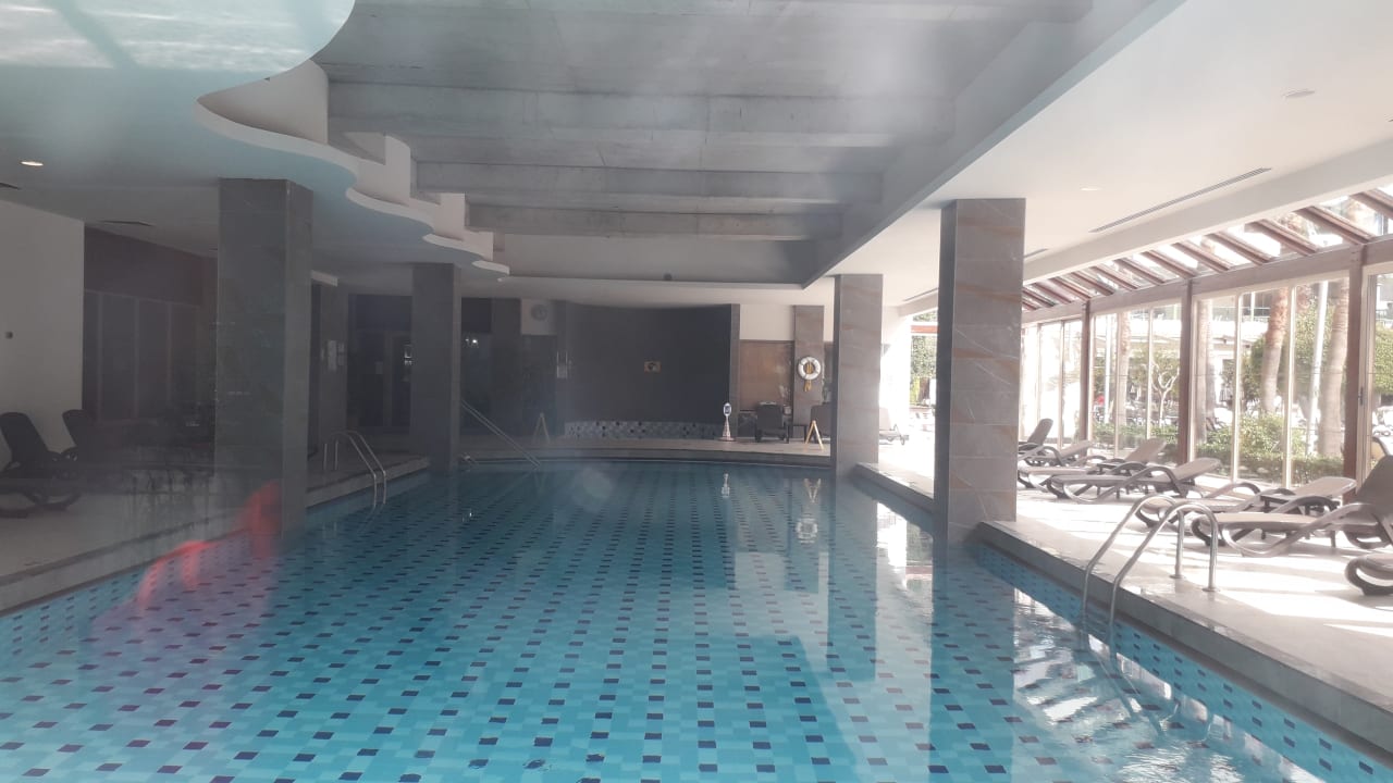 Pool Port Side Resort Hotel