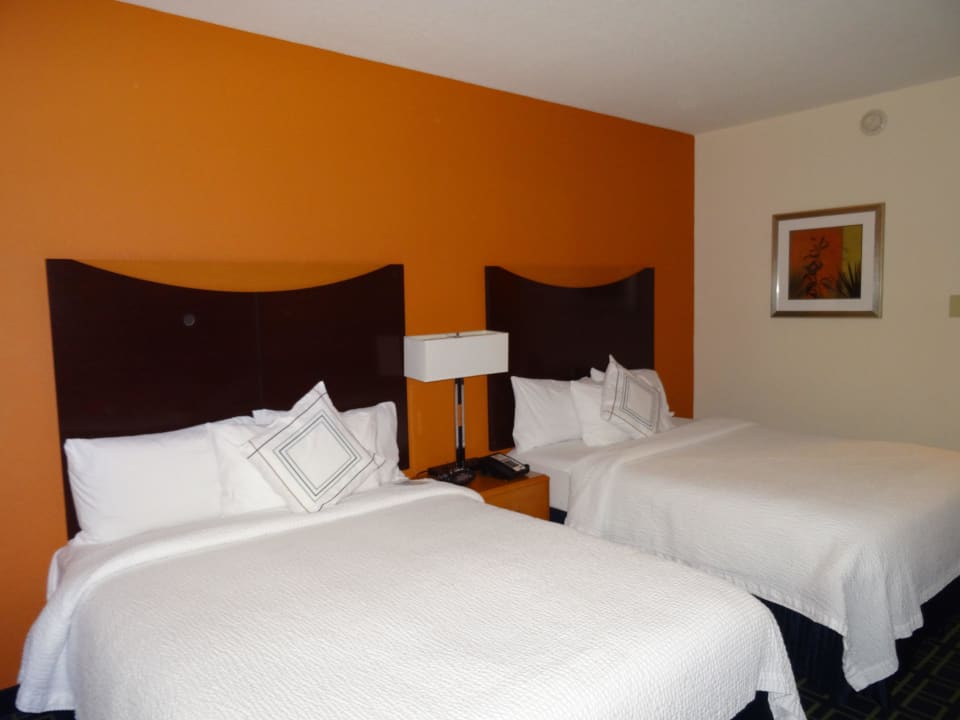 Zwei super bequeme Betten Fairfield Inn & Suites Miami Airport South