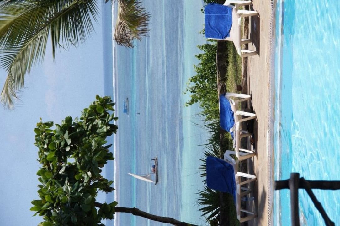 Mittlerer Pool Baobab Beach Resort & Spa
