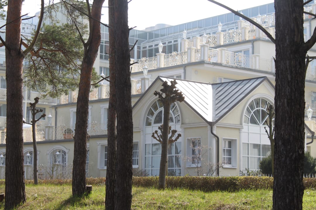 Rugard vom Strand aus Rugard Thermal Strandhotel