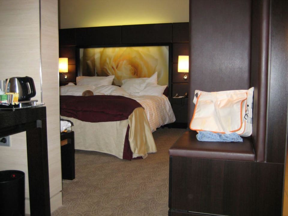 Zimmer mit Wohnzimmer Lindner Hotel Vienna Am Belvedere, part of JdV by Hyatt