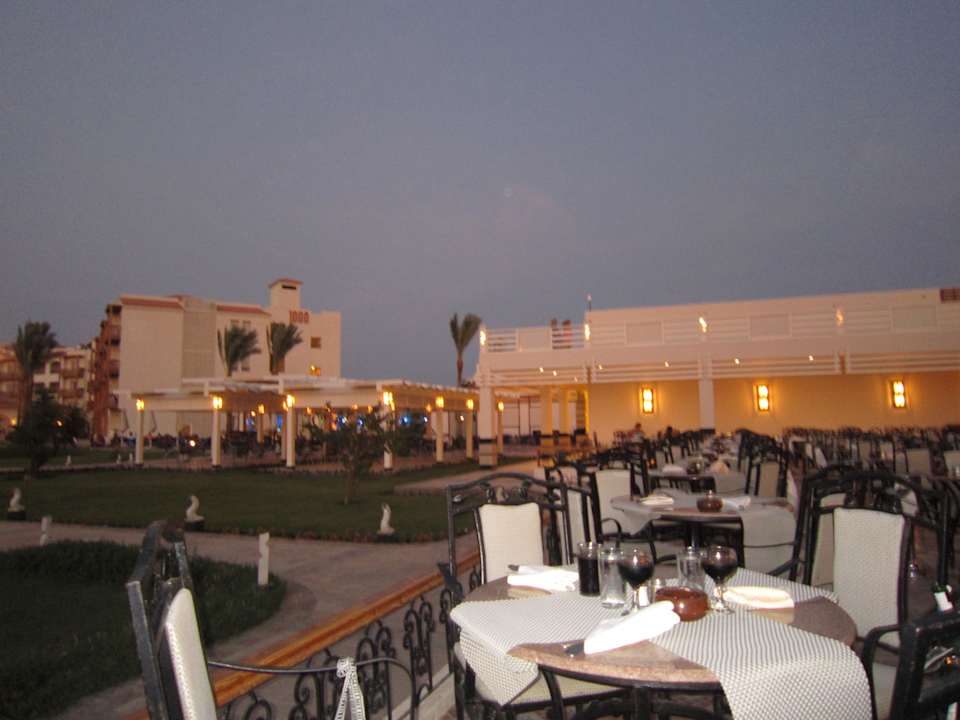 Terrasse vom Italienischem Restaurant Pickalbatros Dana Beach Resort - Hurghada