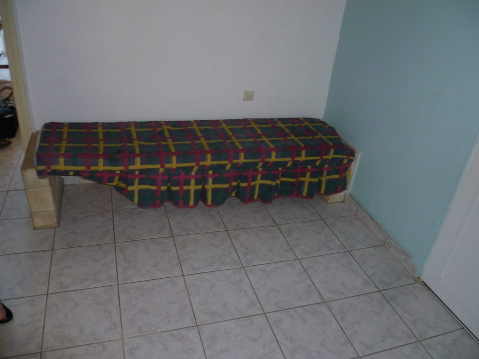 Ekeliges Irgendwas Hotel Dedalos Beach